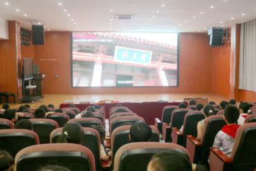 广丰区总医院中医院院区：名医故里学名医，中医药文化进校园